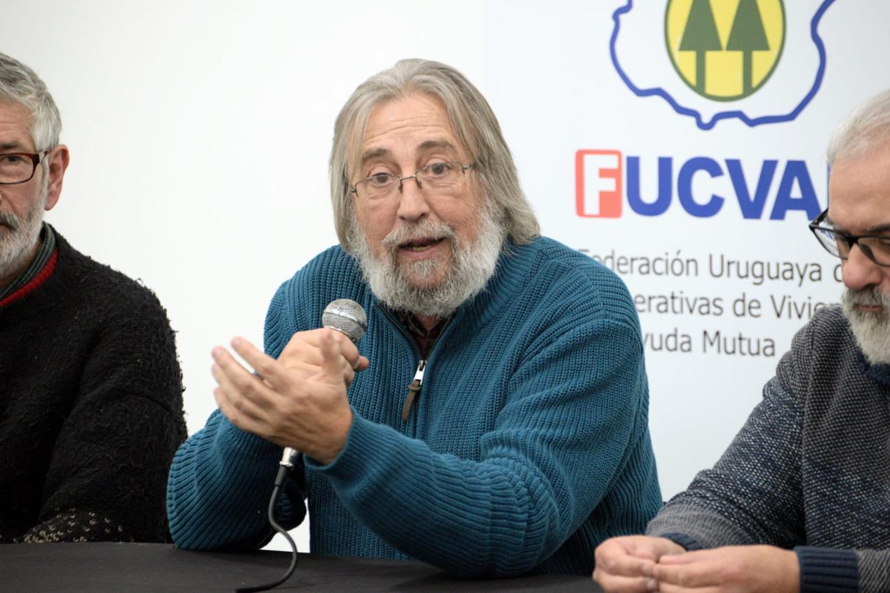 Gustavo González en presentación de "El Despertar"// Foto: Gustavo Castagnello